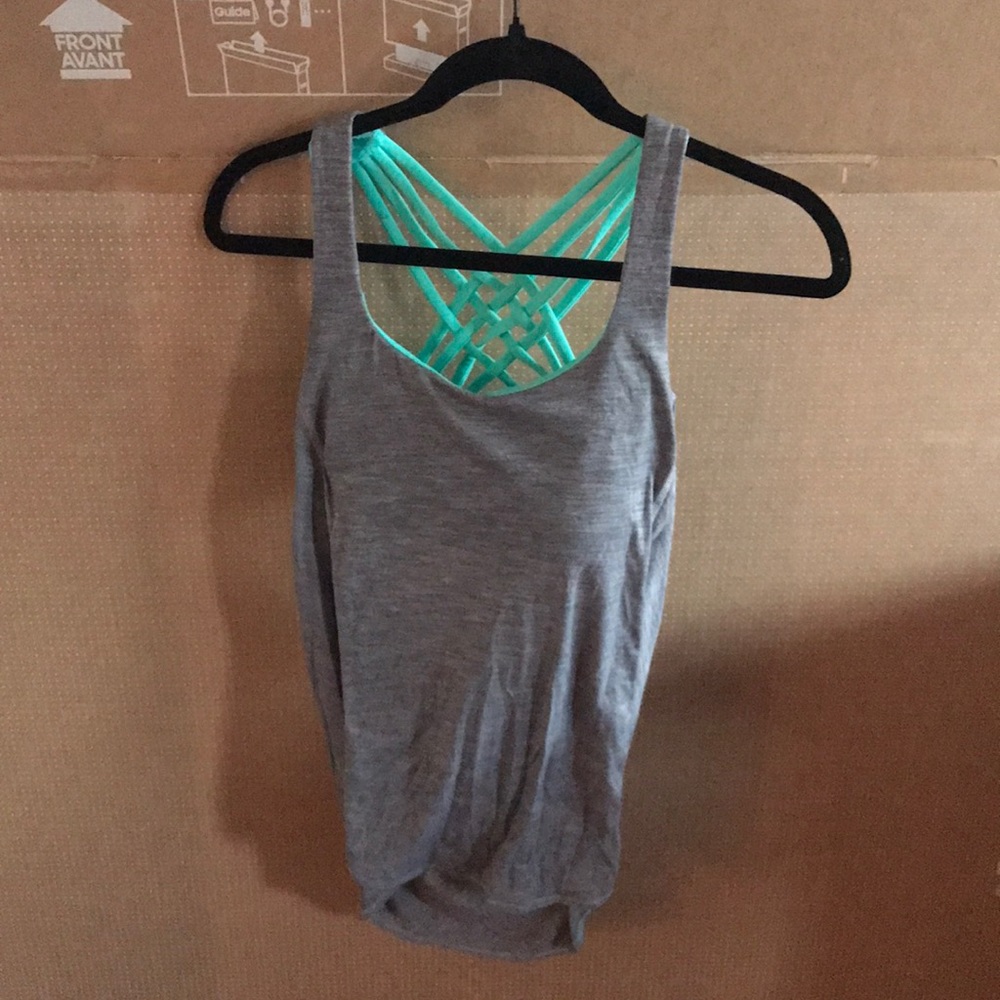 Size 2 Lulu Lemon workout top.